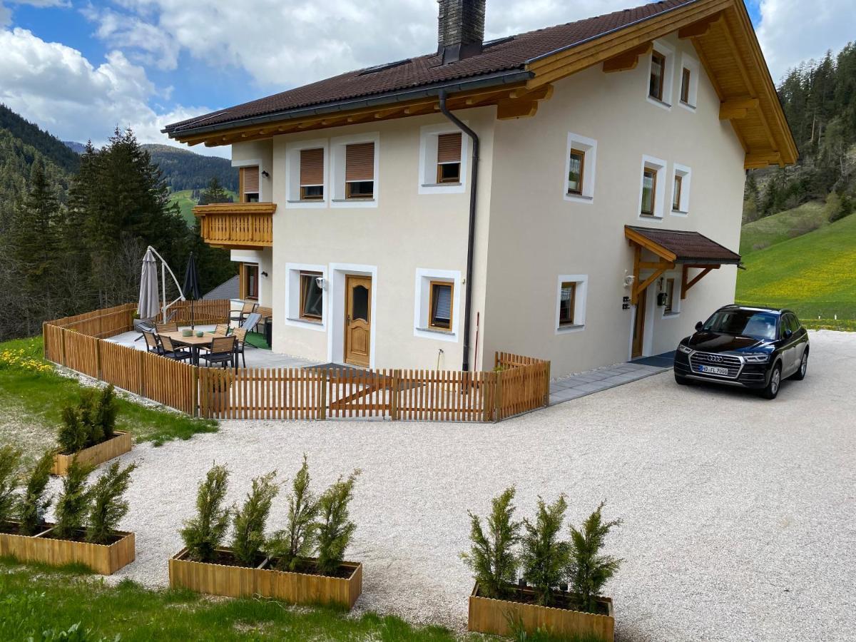 Apartments Oberhollenzer Braies  Exterior foto
